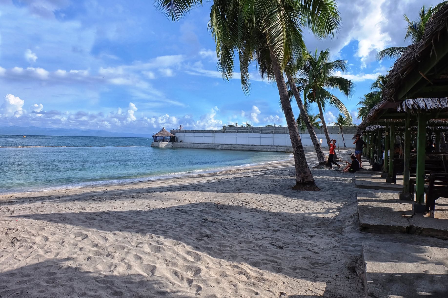 London Beach Resort